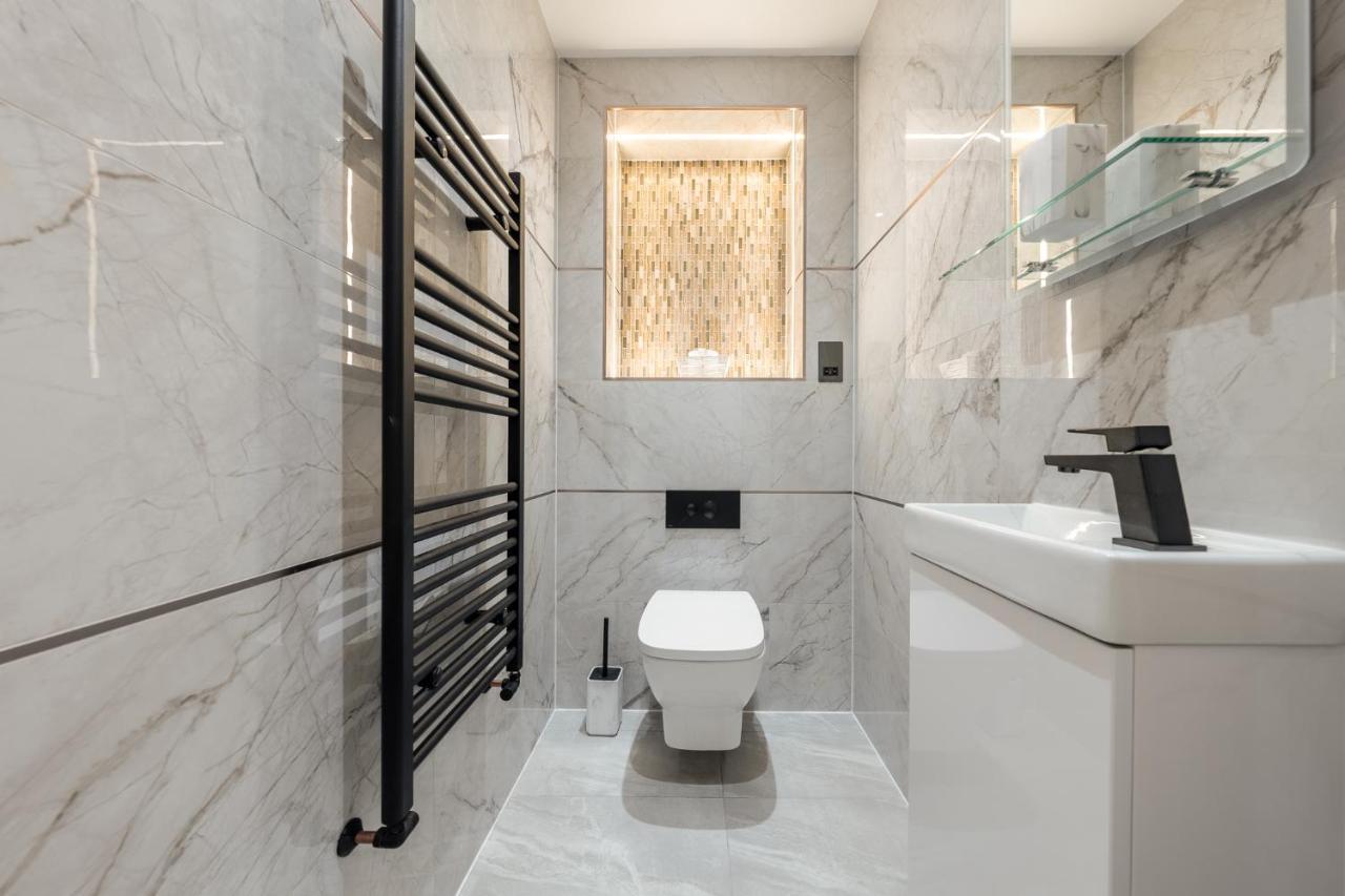 Brand New London Luxury House - Sleeps 8 Villa Kültér fotó