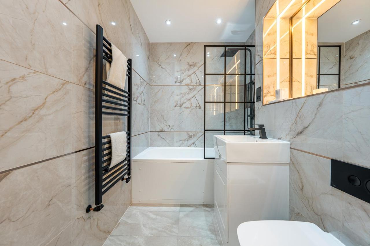 Brand New London Luxury House - Sleeps 8 Villa Kültér fotó
